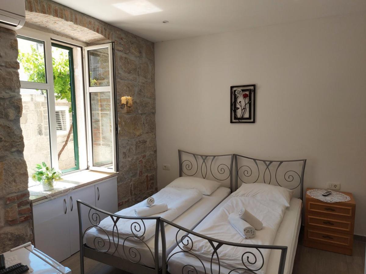 Apartment Meri Split Exterior photo
