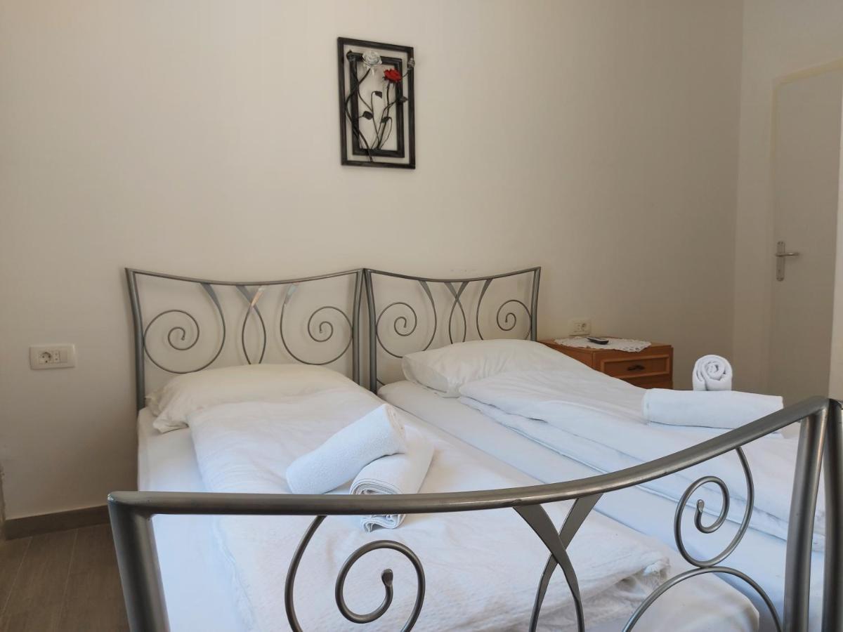 Apartment Meri Split Exterior photo