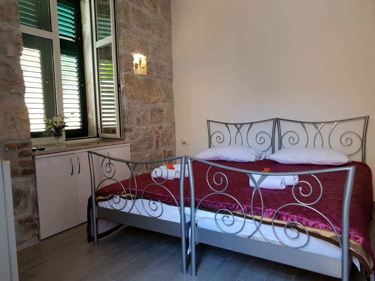 Apartment Meri Split Exterior photo